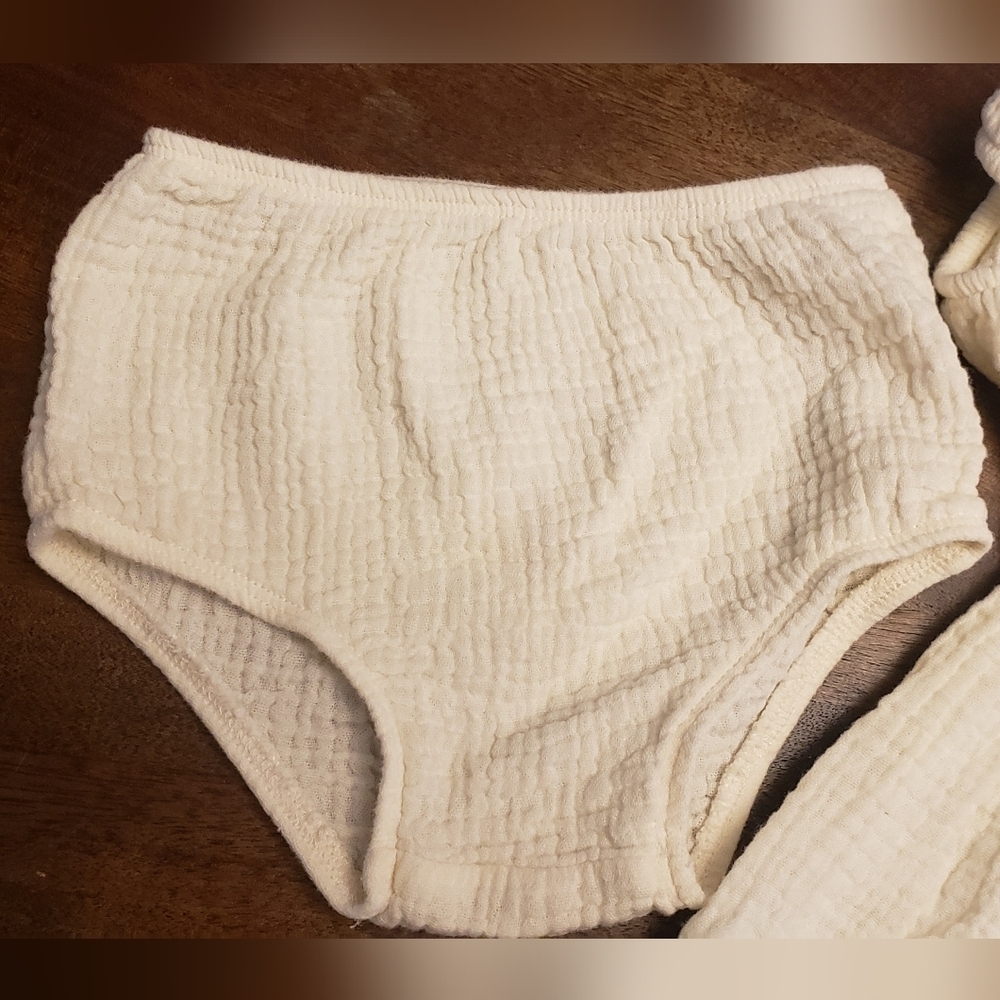 Modern Moments by Gerber Baby Girl Muslin Dress and Bloomers Set, 12M, 100% Cott - Picture 4 of 14